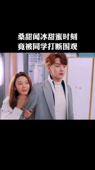 救援摄影师男孩