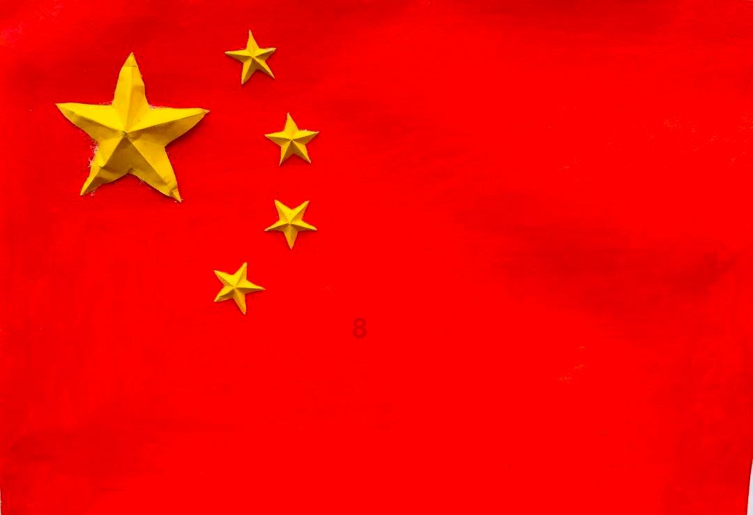 自己想创业，但伴侣一直在打击我、否定我，应该坚持开店吗？游戏画面