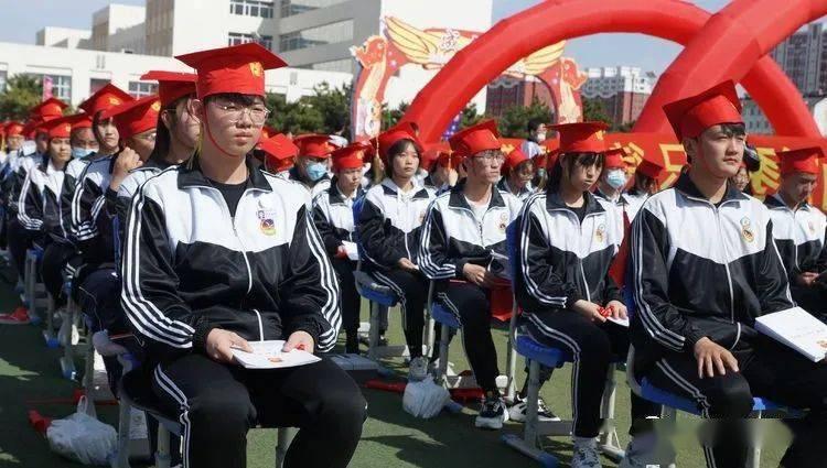 钢制翅片式散热器