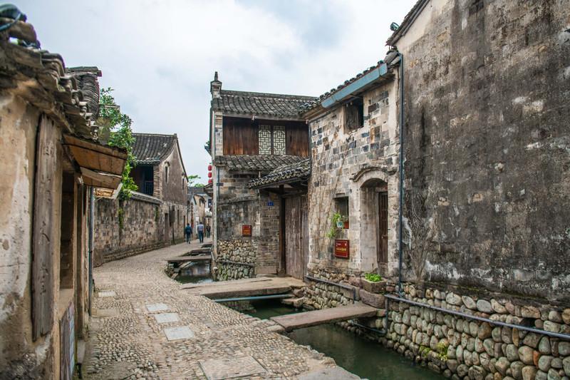 孩子害羞，不愿开口叫人怎么办游戏画面